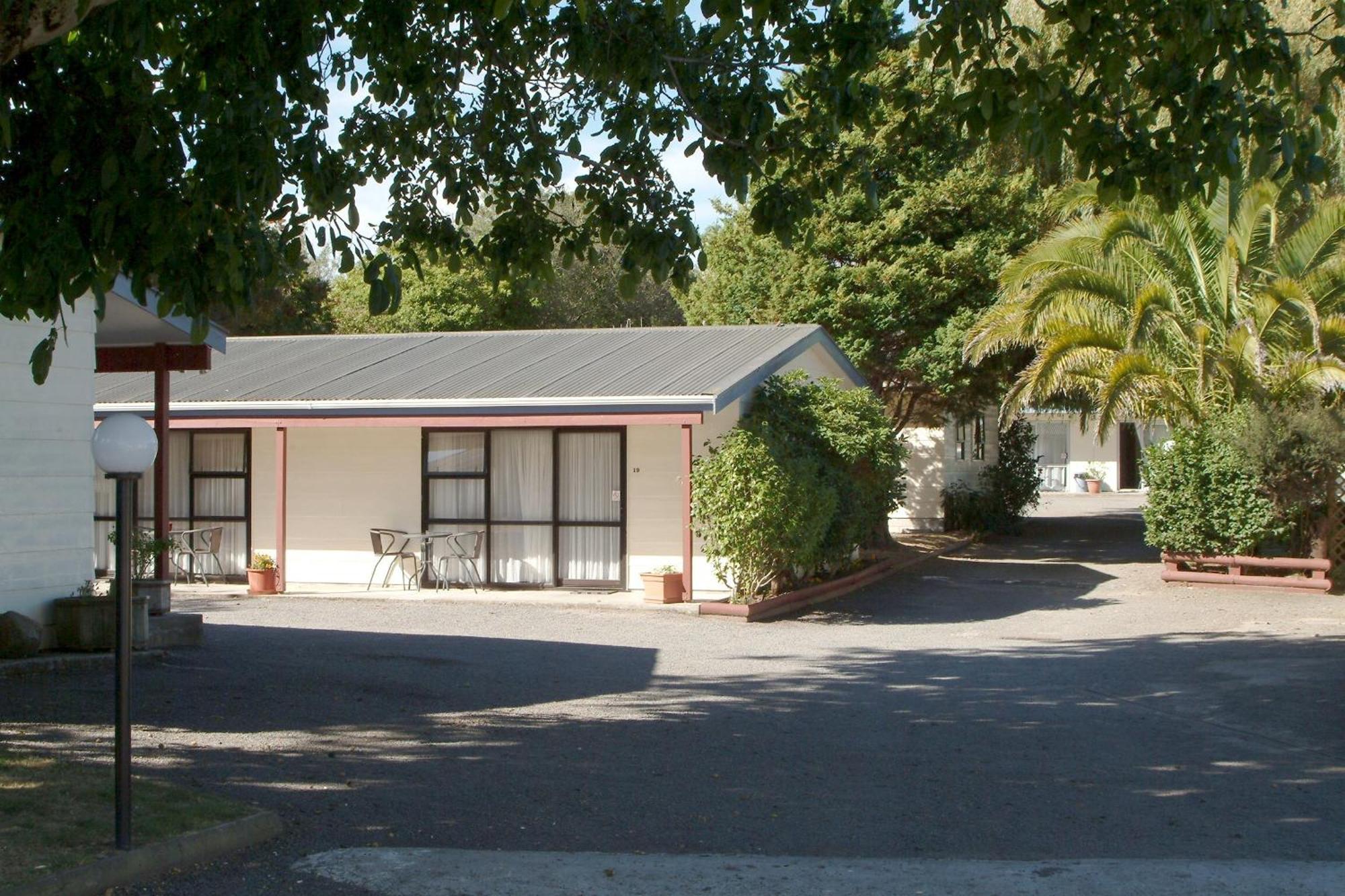 Camellia Court Family Motel Taupo Exterior foto