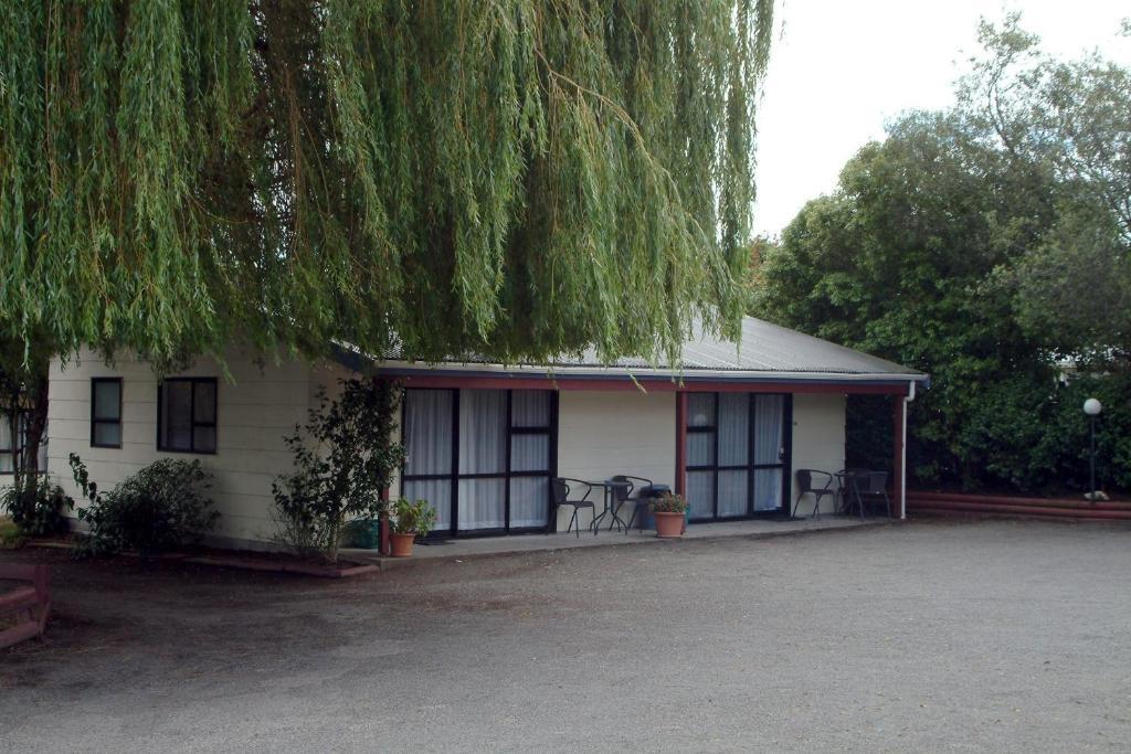 Camellia Court Family Motel Taupo Exterior foto